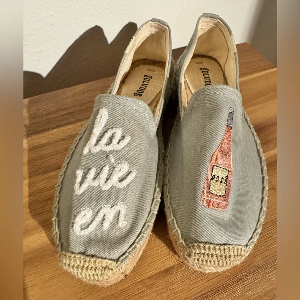 NEW Soludos La Vie En Rose Espadrilles Flats Blue Suze US 5 NWOB